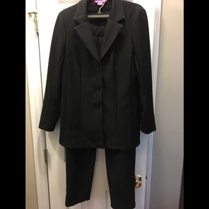 Sunny Leigh 2 Piece Suit